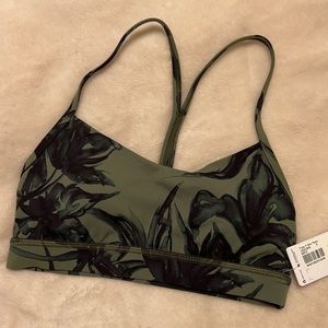 Lululemon Flow Y Bra *Nulu. Size 6